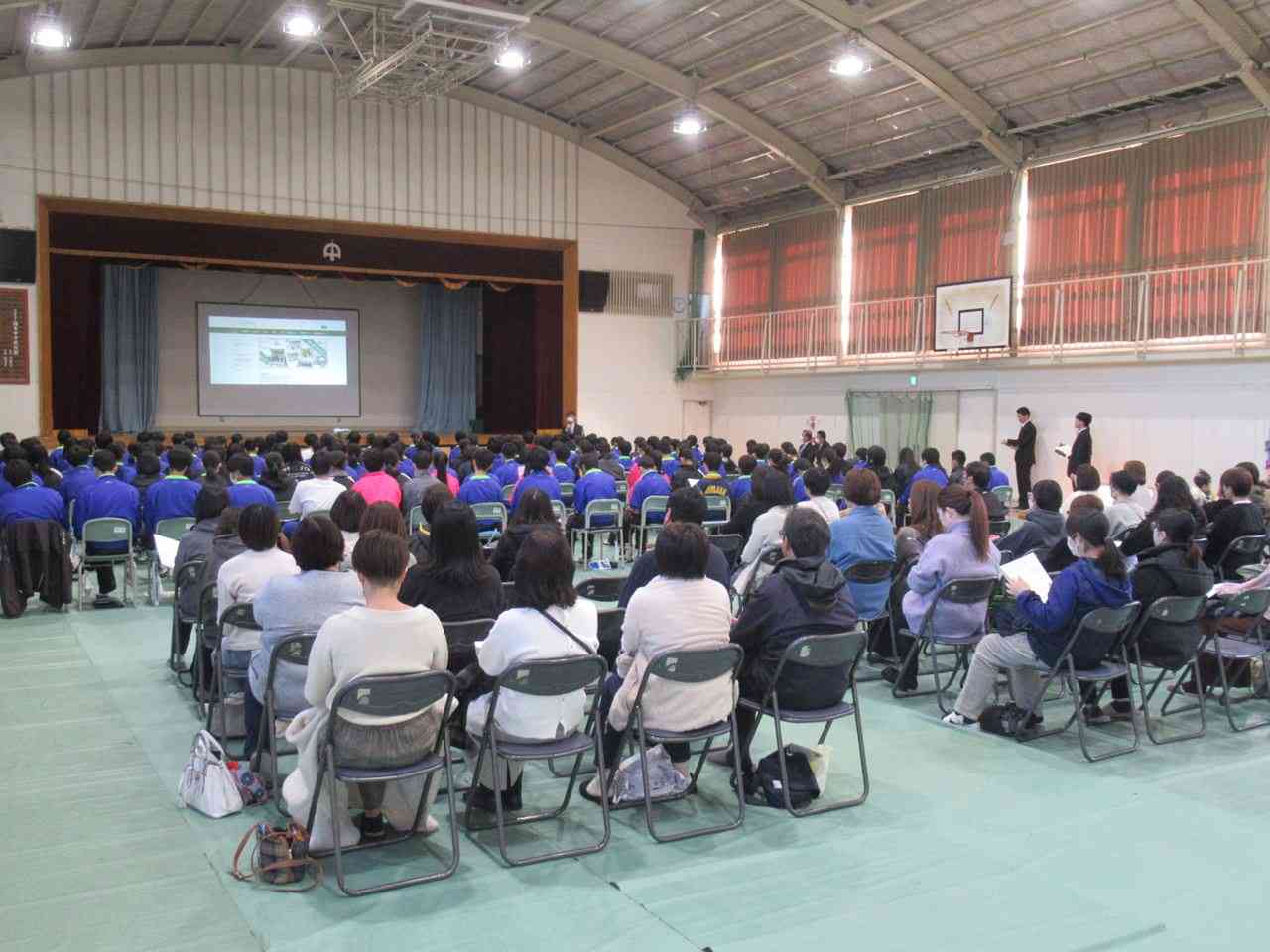 活動歴および当時の関連ビジュアル記録